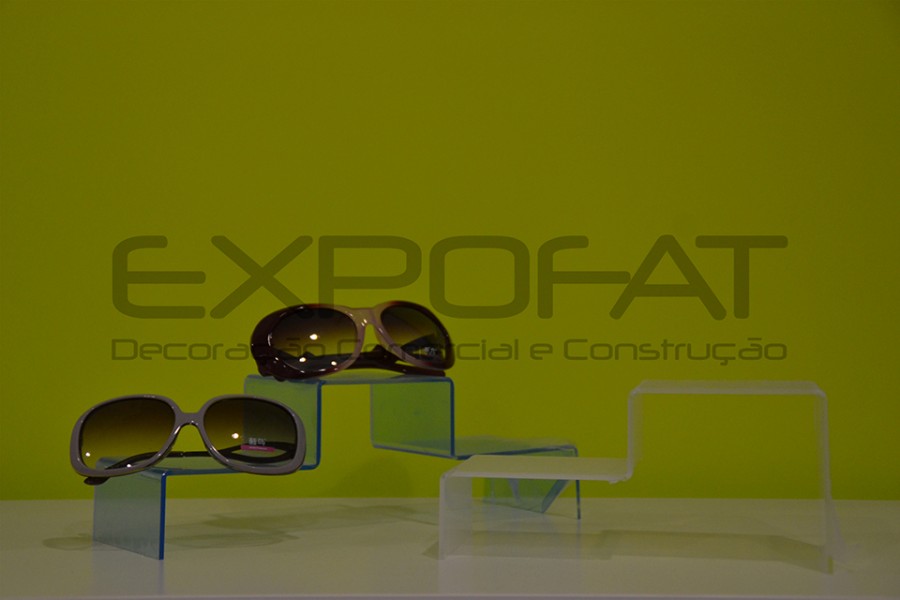 Expositores diversos