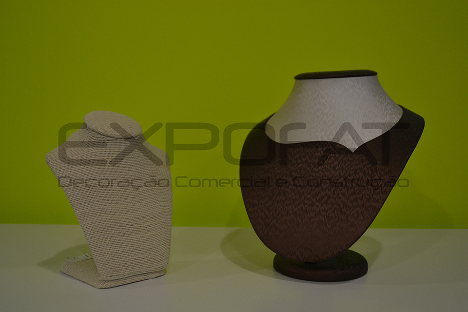 Expositor em bege para Colares