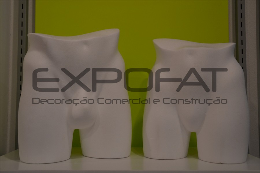 Ancas de Adulto em esferovite